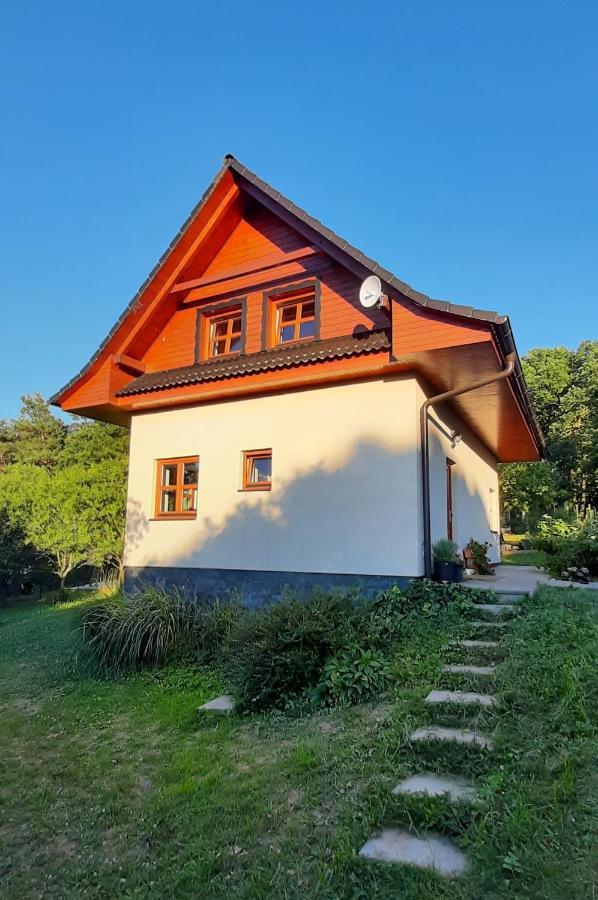 לוהקוביק Chata Nad Lazenskym Udolim מראה חיצוני תמונה